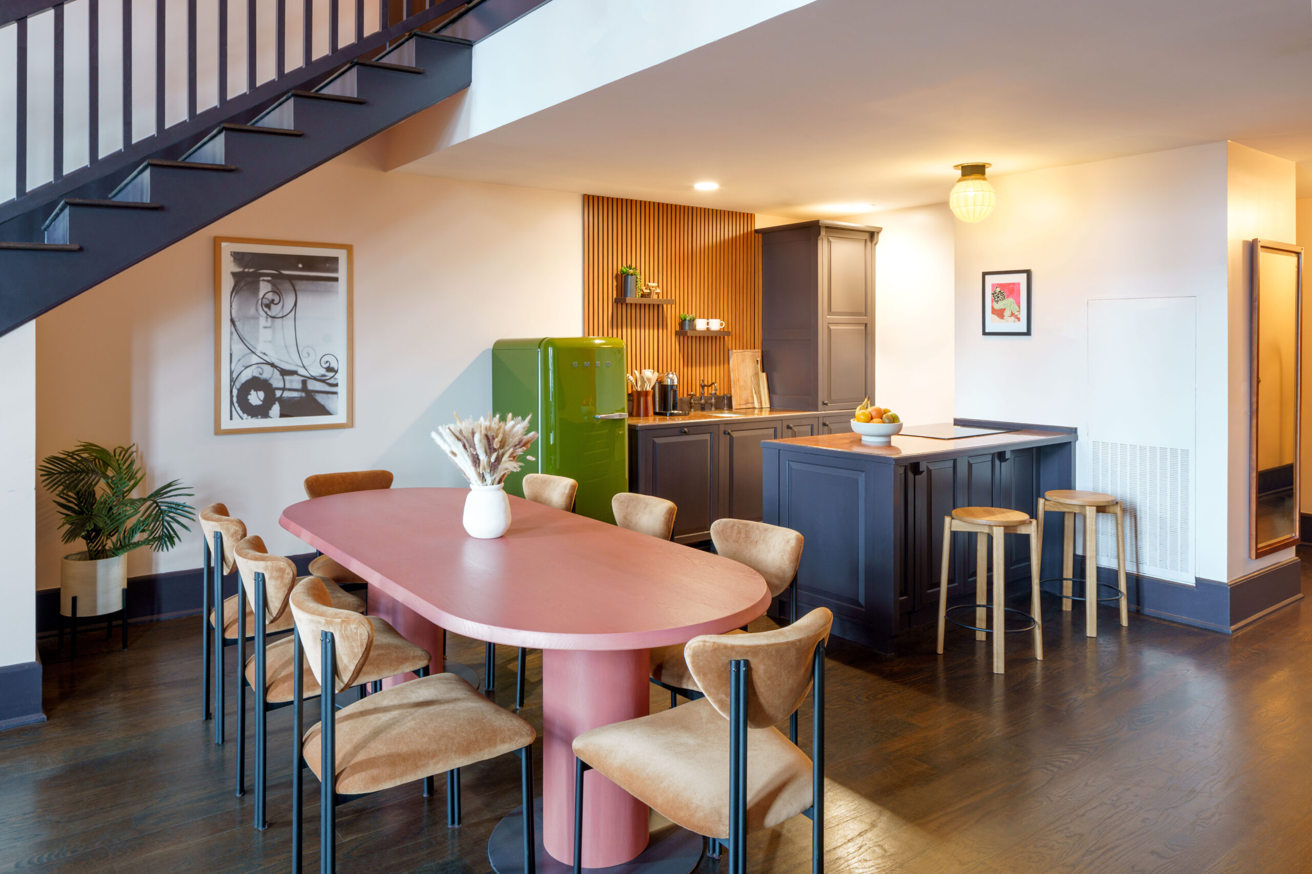 Split-Level-Suite-Kitchen