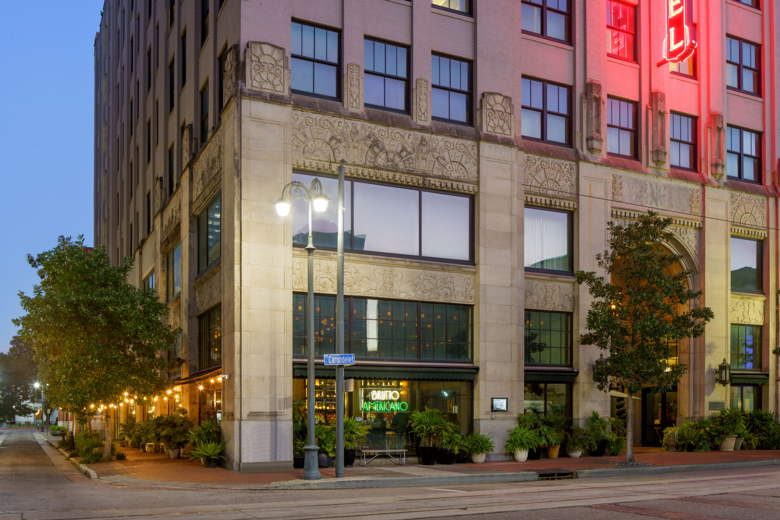 The-Barnett-New-Orleans-Brutto